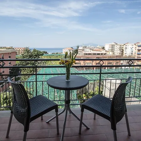 索伦托海洋客房旅馆 招待所 索伦托